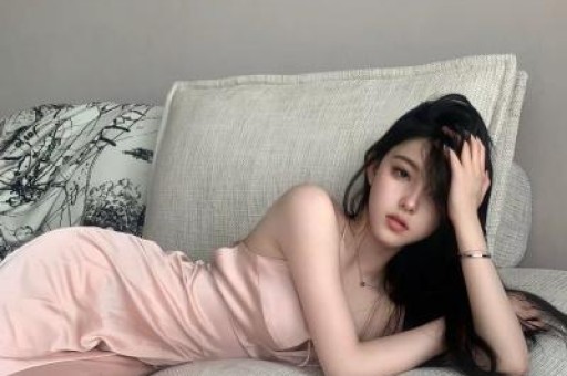 74岁刘晓庆再曝大瓜！和助理同居6年未离婚百亿婚姻是空壳骗局