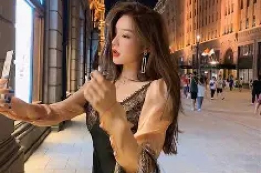 3大瓜！阿雅抄袭赵樱子当三当红小花交往多个老男星 个个离谱