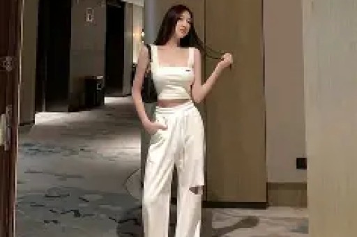 向太爆“娱乐圈大瓜”：女演员被导演白嫖男明星玩太花早早去世